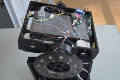 多驅動模式伺服實驗平臺2013